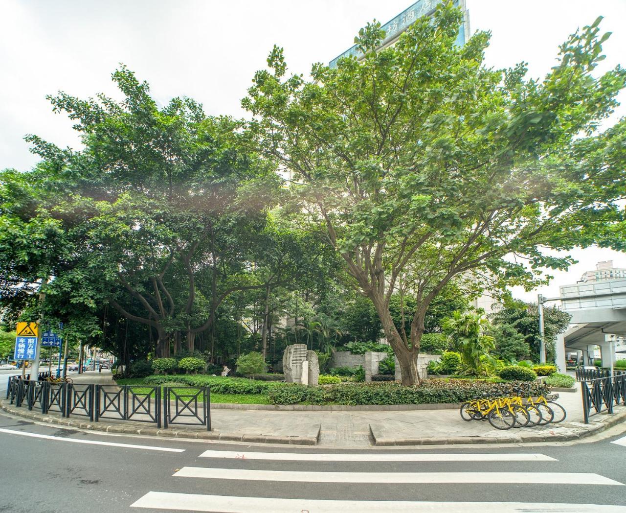 Guangzhou Nuomo International Hotel-Canton Fair Free Shuttle Bus Exterior foto